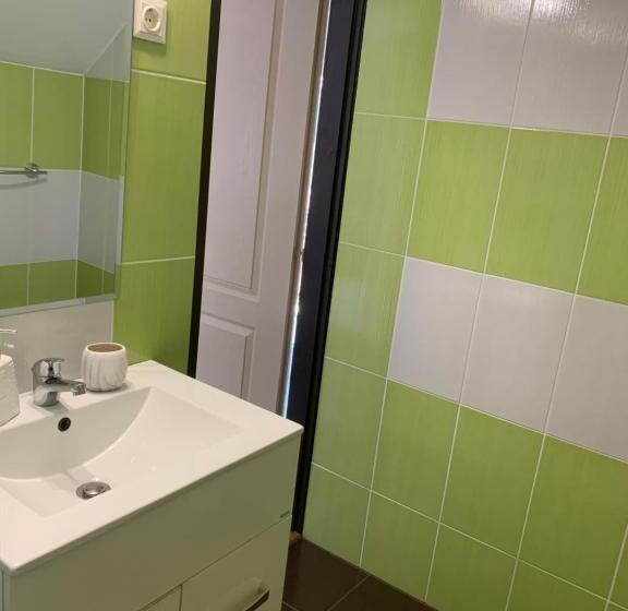 اتاق استاندارد با بالکن, Kata Vendégház