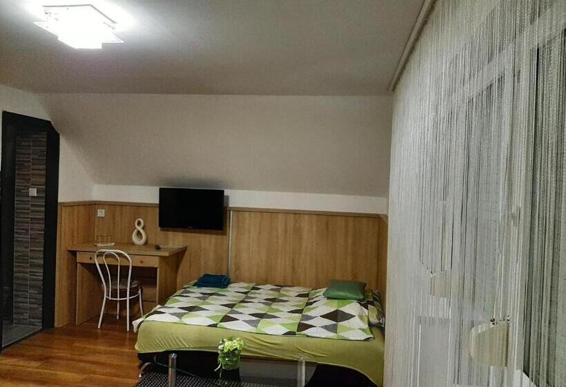 اتاق استاندارد, Kata Vendégház