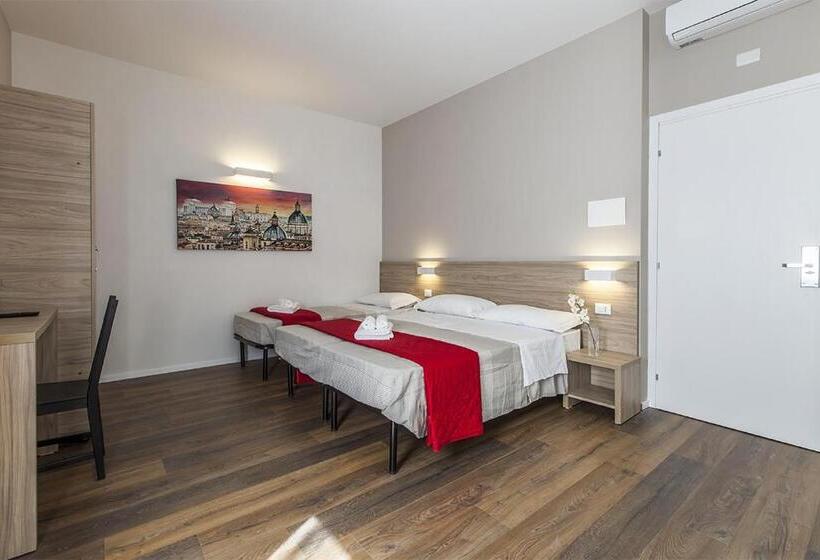 חדר קומפורט לשלושה, La Palma