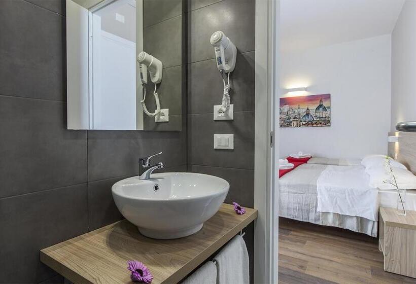 חדר קומפורט לשלושה, La Palma