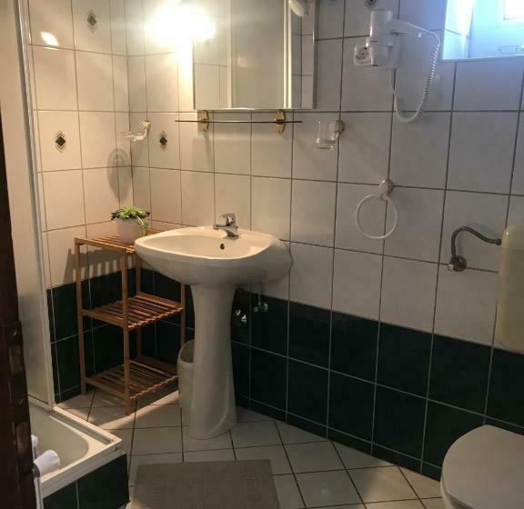 استودیوی استاندارد, Majláth Vendégház