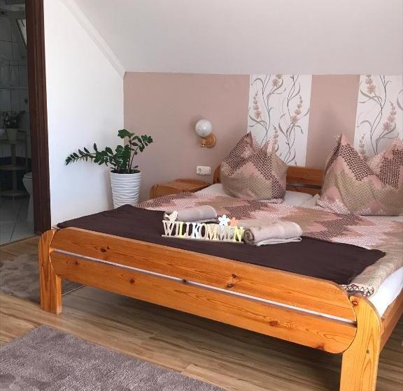 اتاق استاندارد با بالکن, Majláth Vendégház