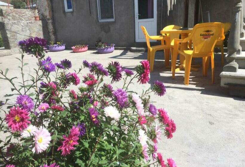 اتاق استاندارد, Nestt