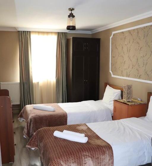 اتاق استاندارد با چشم‌انداز کوهستان, Nestt