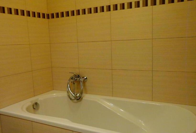 اتاق راحتی سه تخته, Penzion Marriot