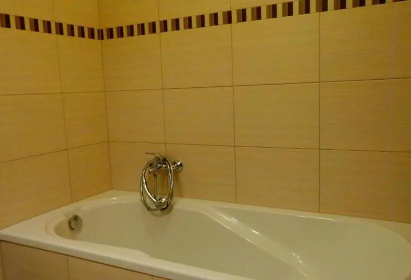 اتاق راحتی سه تخته, Penzion Marriot