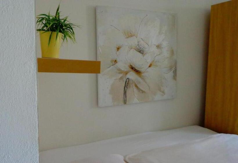 اتاق استاندارد, Penzion Marriot