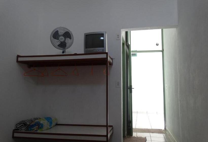 اتاق استاندارد سه نفره, Pouso D' Braga