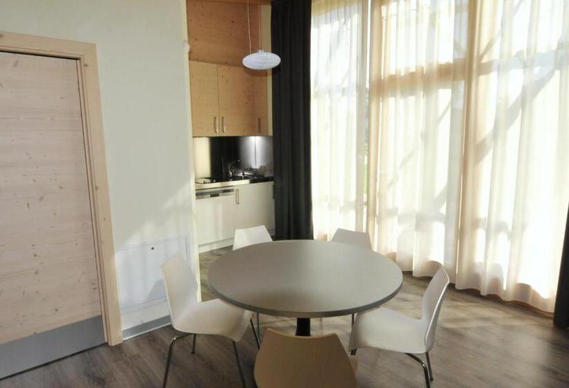 بنجلو قياسى, Bungalows Chalets Lago Di Molveno