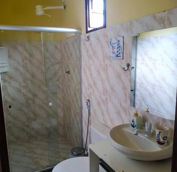 اتاق استاندارد سه نفره, Pousada Hibisco