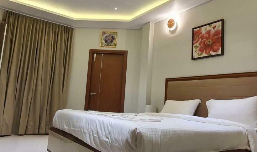 带阳台的豪华间, Friday Inn