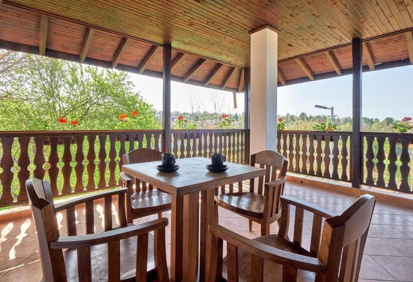 침실 1개 테라스 아파트, Villa Arbanashki Han