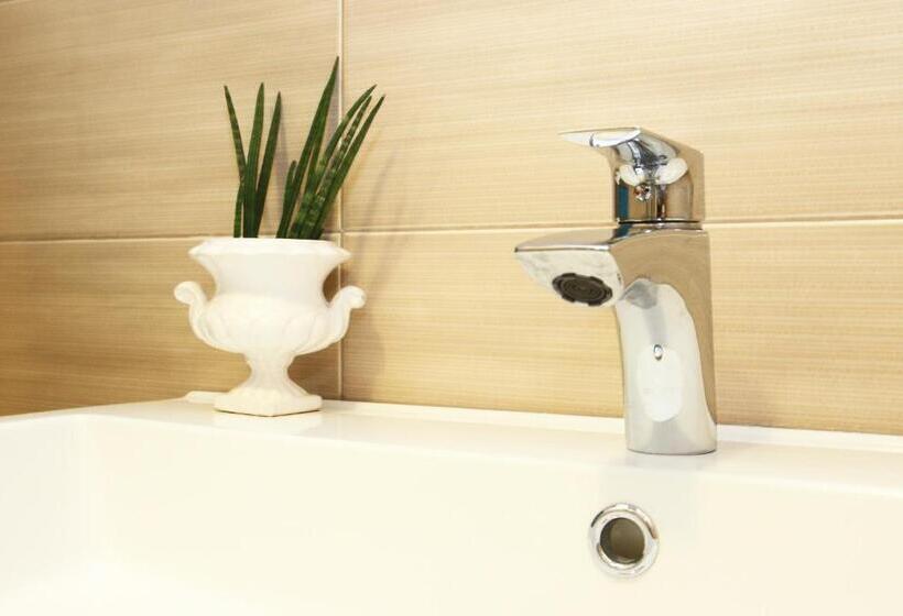 Standard-studio, Hortenzia House