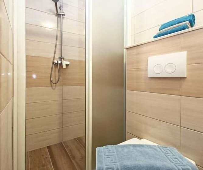 Standard-studio, Hortenzia House