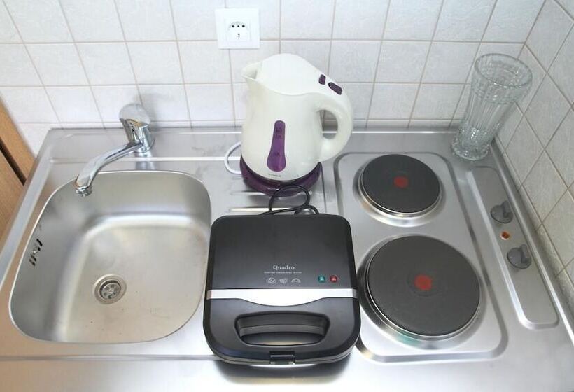 Standard-studio, Hortenzia House