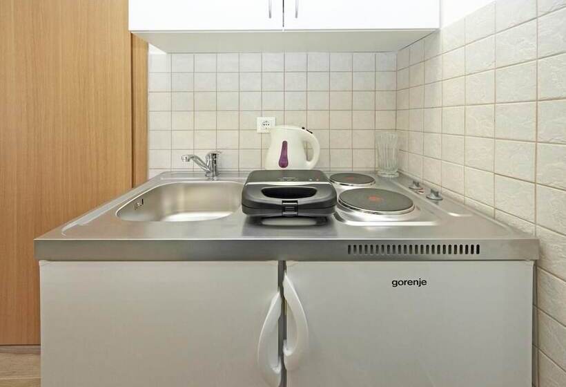 Standard-studio, Hortenzia House