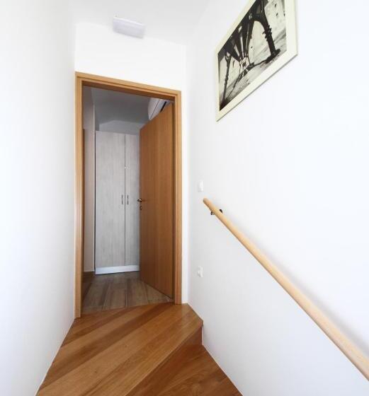 Standard-huone Vuoristonäkymä, Hortenzia House