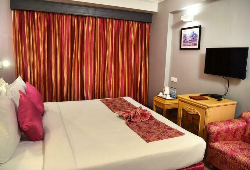 اتاق سوپریور, Golden Parkk