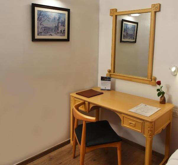 اتاق لوکس, Golden Parkk