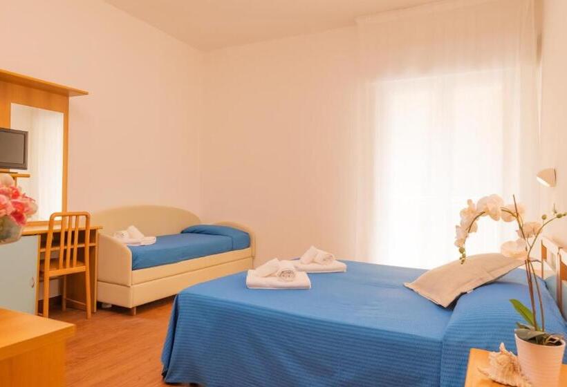 4인용 스탠다드 룸, Merano