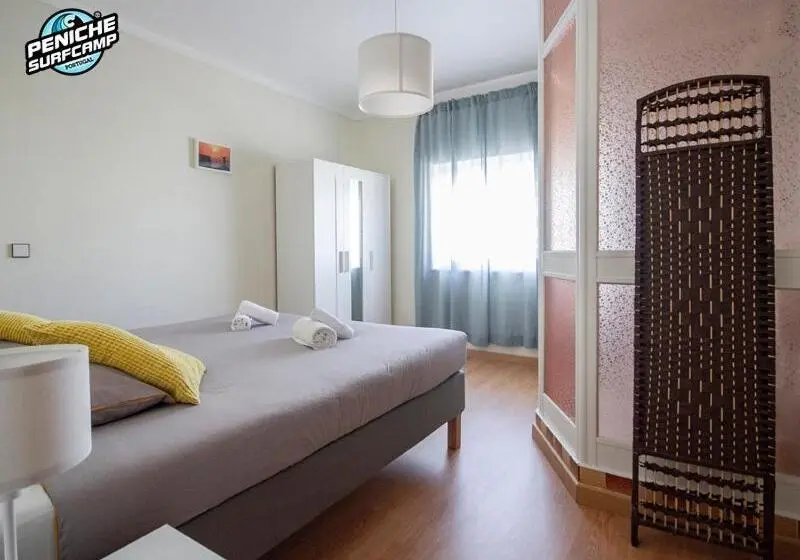 اتاق استاندارد, Beach Avenue Apartment