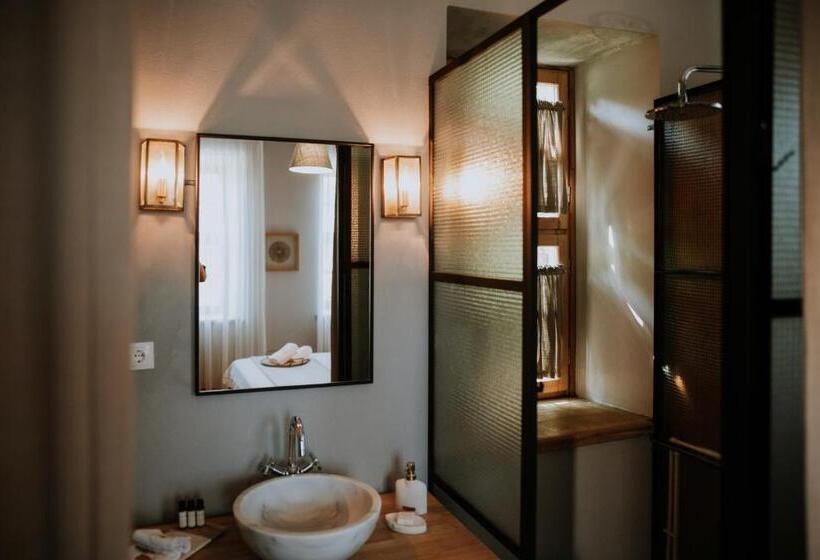 جناح مزوَّد بشرفة, Perlacia Hotel Adatepe