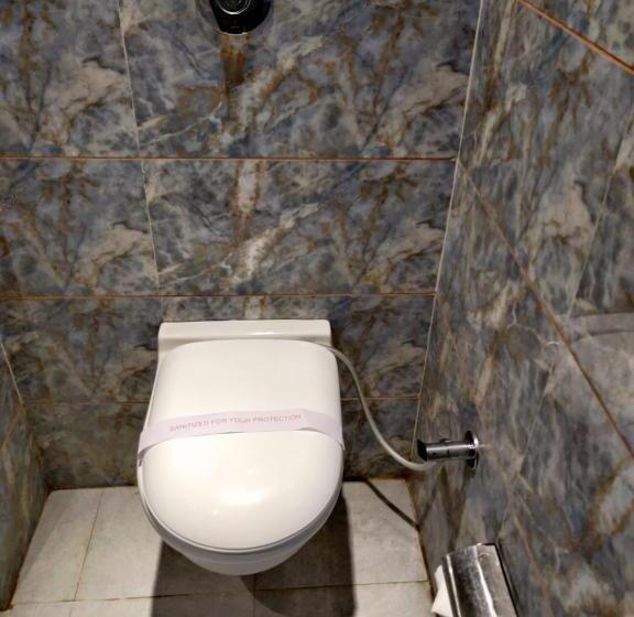 Deluxe Rum, Jr Group Of Hotels 500 Meter From Golden Temple