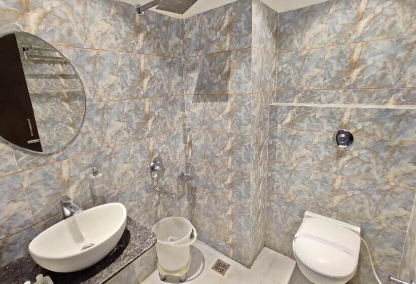 Familjerum, Jr Group Of Hotels 500 Meter From Golden Temple