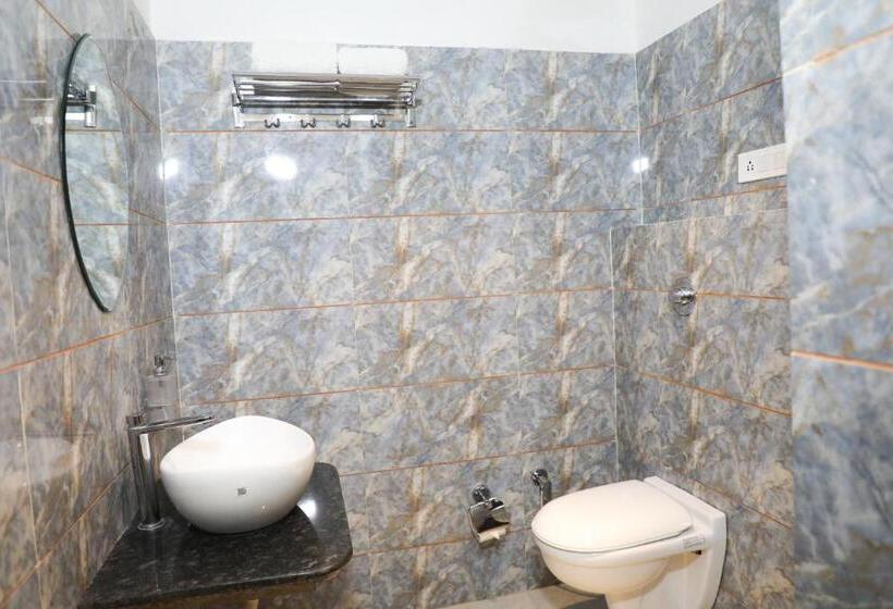 Familjerum, Jr Group Of Hotels 500 Meter From Golden Temple