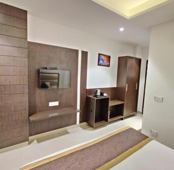 Deluxe Rum, Jr Group Of Hotels 500 Meter From Golden Temple