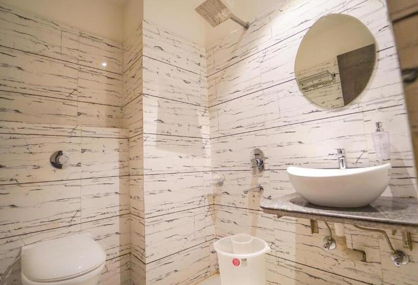 Familjerum, Jr Group Of Hotels 500 Meter From Golden Temple