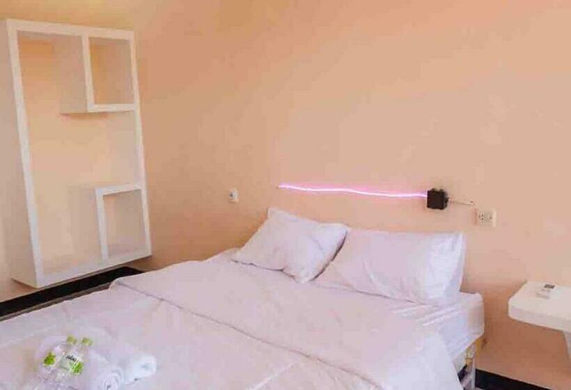 标准间, Artayya Puri 2 Near Alun Alun Caruban Mitra Reddoorz