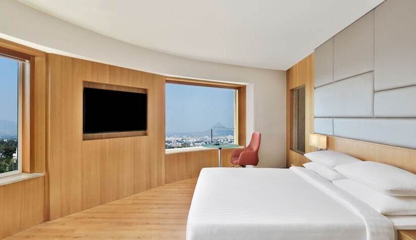 סטודיו סטנדרט מיטה זוגית, Courtyard By Marriott Nashik