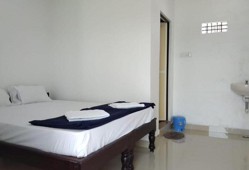 غرفة سوبيريور, Megha Resort , Hampi