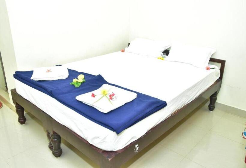 غرفة سوبيريور, Megha Resort , Hampi