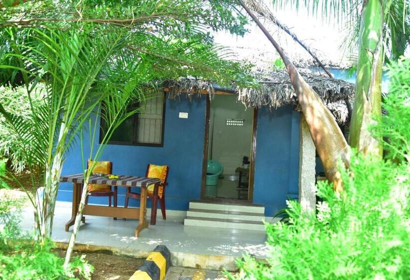 غرفة ديلوكس ثلاثية, Megha Resort , Hampi