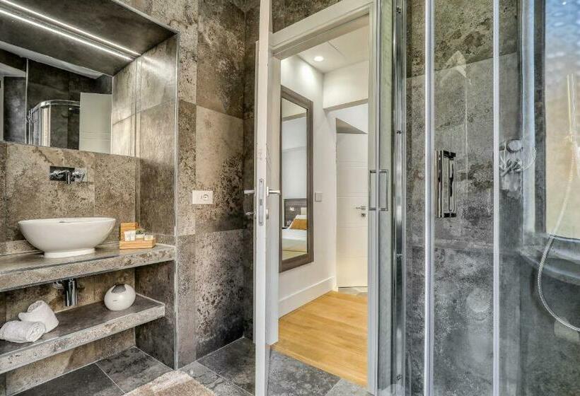 اتاق استاندارد, Gallery Suite