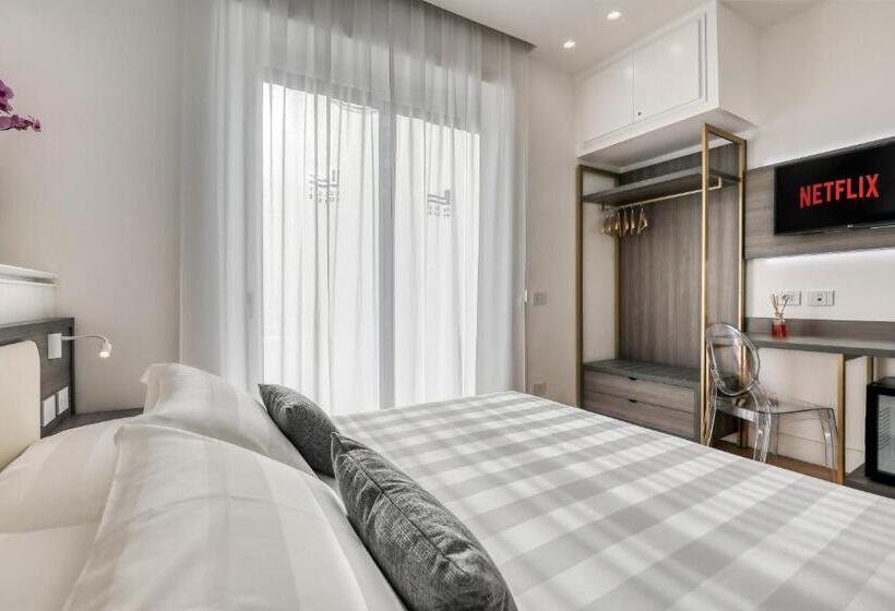 اتاق استاندارد با بالکن, Gallery Suite