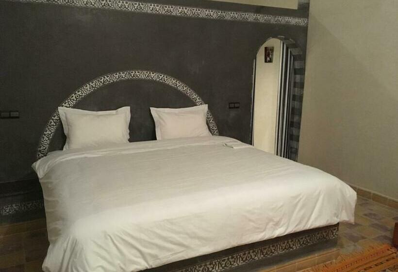 Номер Стандарт, Gite Fezna