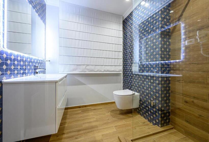 آپارتمان 1 خوابه با تراس, Dozsa Residence