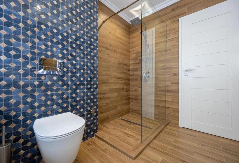 آپارتمان 1 خوابه با تراس, Dozsa Residence