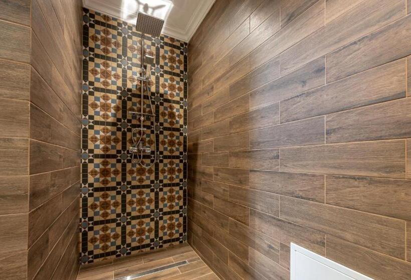 آپارتمان 1 خوابه, Dozsa Residence