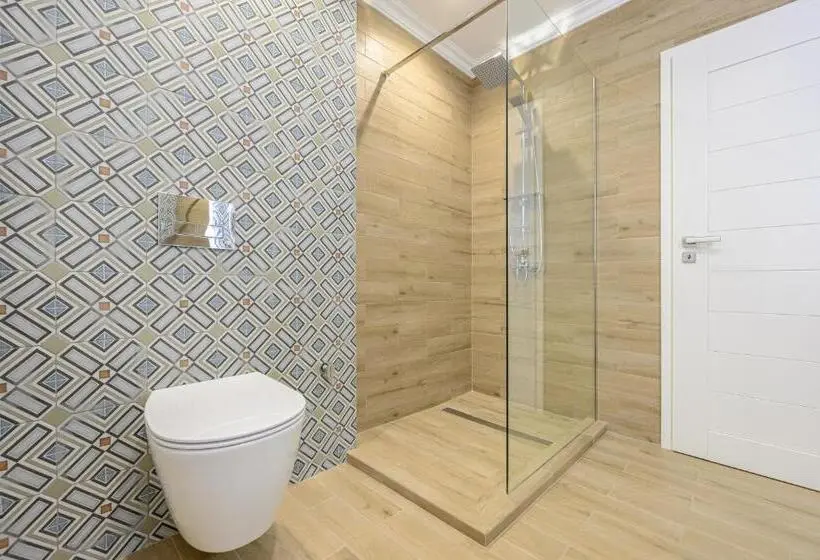 バルコニー付き１ベッドルームアパートメント, Dozsa Residence