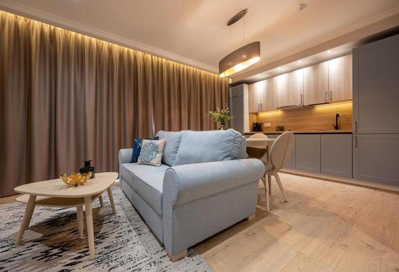 آپارتمان 1 خوابه با بالکن, Dozsa Residence