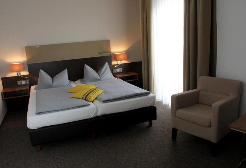 חדר סטנדרט, Drei Lilien