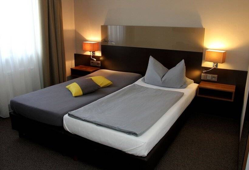 חדר סטנדרט, Drei Lilien