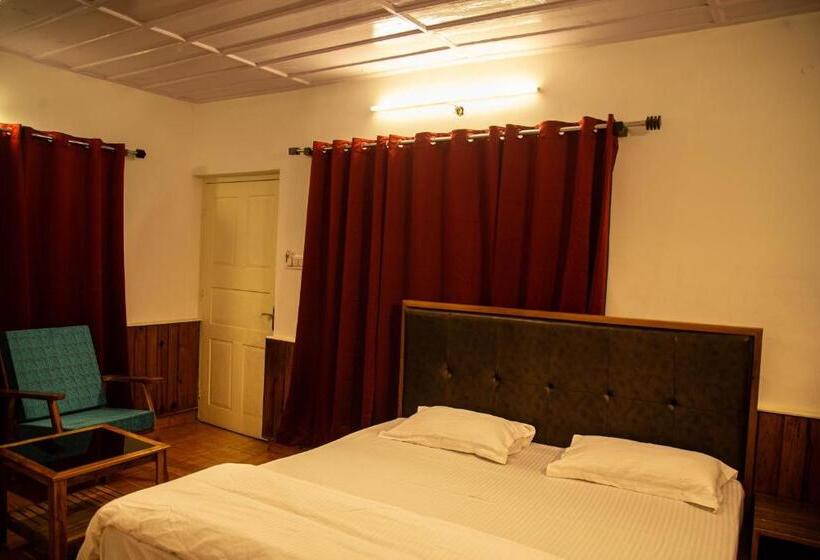 스탠다드 룸 킹사이즈 침대, Munaals Nest