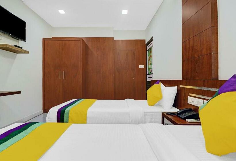 标准间, Fathima Palace