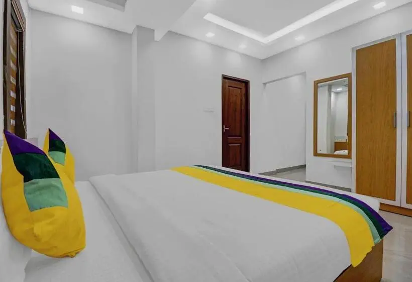 デラックスルーム, Fathima Palace