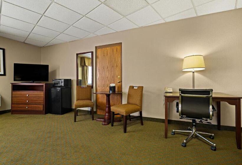 Семейный Номер, Rodeway Inn